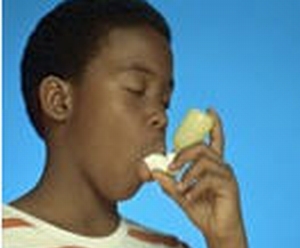 Minority kids less apt to take asthma meds