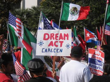 CA DREAM Act Passes First Hurdle