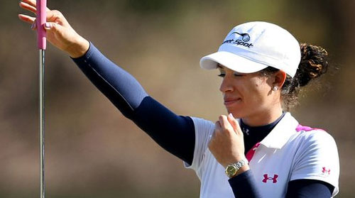 Female Golfer Makes History