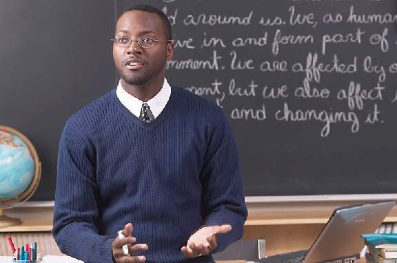 Schools Ranked On Black Faculty Numbers
