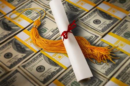 Study: Cost Of College Shows Low-Income Students Have Few Choices