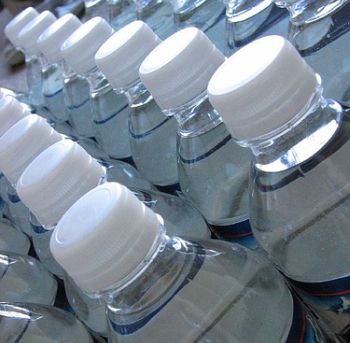 Bottled Water Use High Among Minorities